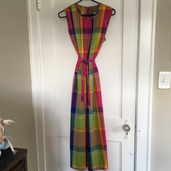 AMAZING COLORFUL PLAID PICNIC MAXI DRESS - Picture 1 of 4